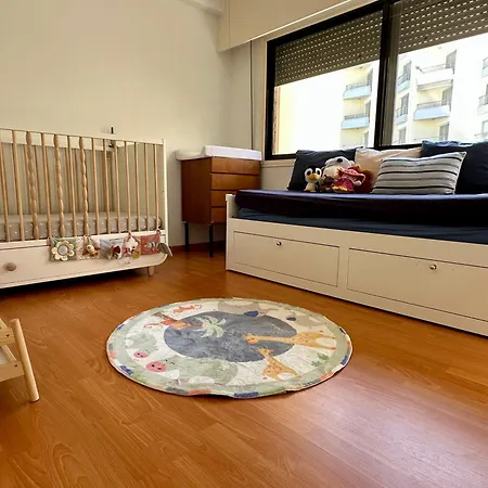 Beachfront With Kids Room, Pool & 2 Workspaces Limassol