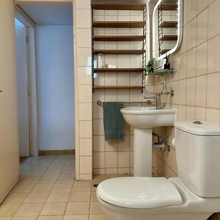 Beachfront With Kids Room, Pool & 2 Workspaces * ليماسول