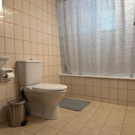 Beachfront With Kids Room, Pool & 2 Workspaces *