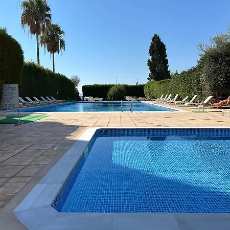 Beachfront With Kids Room, Pool & 2 Workspaces *