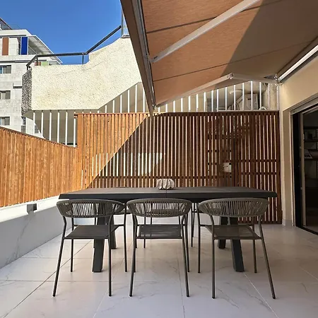 Beachfront With Kids Room, Pool & 2 Workspaces Limassol