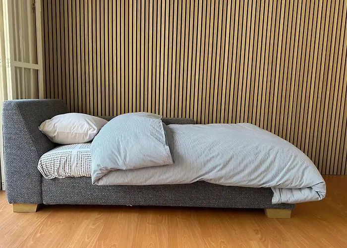 Apartmán Beachfront With Kids Room, Pool & 2 Workspaces