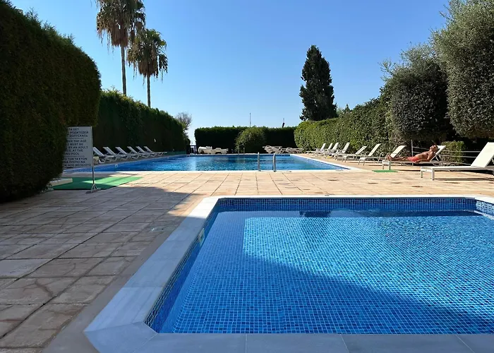 Beachfront With Kids Room, Pool & 2 Workspaces *