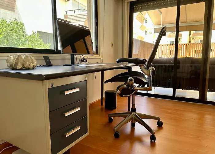 Beachfront With Kids Room, Pool & 2 Workspaces Apartamento